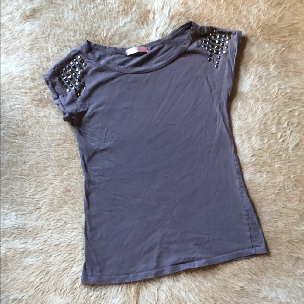 Gray Short Sleeve Top with Metal Shoulder Detail